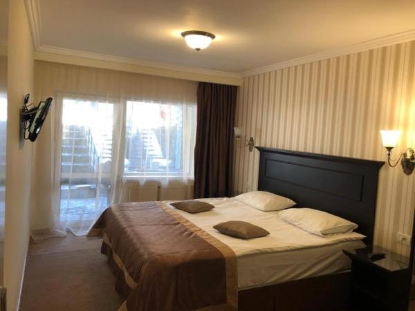 Complex Mona Caraiman Hotel Busteni Bagian luar foto